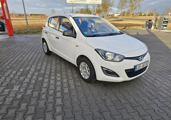 Hyundai i20 cena 25900 przebieg: 140000, rok produkcji 2014 z Lipiany małe 529